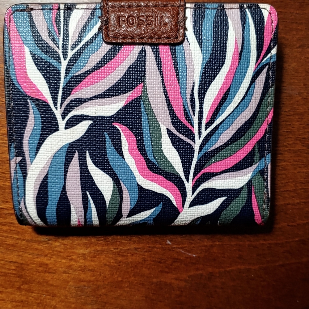 Fossil bi fold wallet